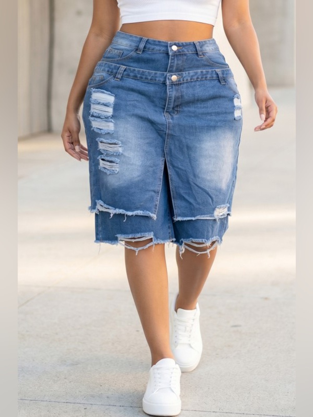Distressed Knee-Length Blue Denim Jorts